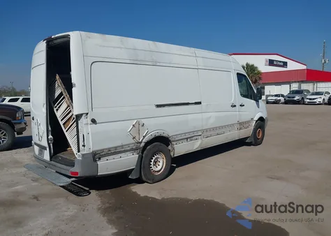 2011 Mercedes-Benz Sprinter 2500 High Roof z USA, uszkodzony, nr VIN WD3PE8CB5B5590627